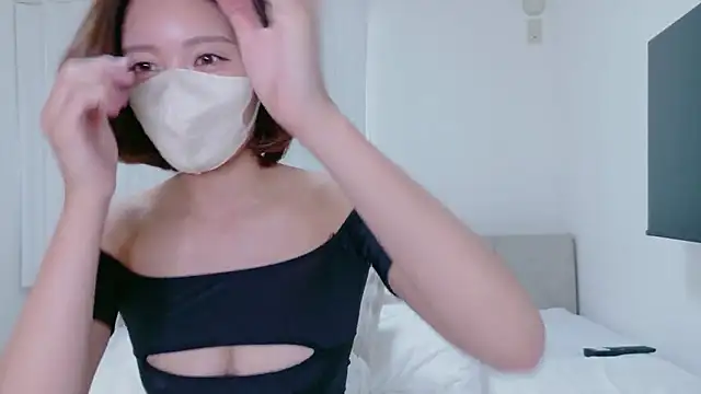 Snapshot of riko_oxo chatting on May 30, 2026, 2:08 am riko oxo online show from May 30, 2026, 2:08 am