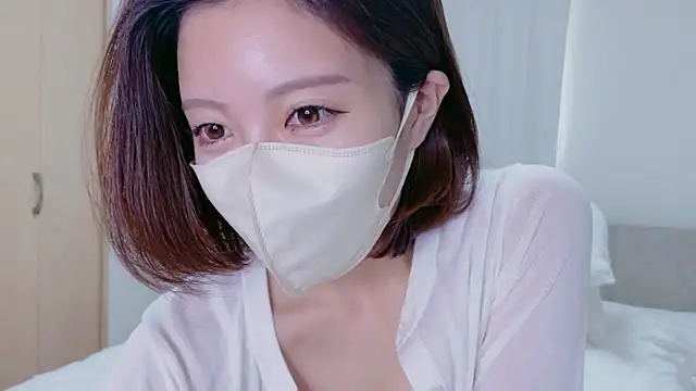Snapshot of riko_oxo chatting on July 5, 2026, 1:23 am riko oxo online show from July 5, 2026, 1:23 am