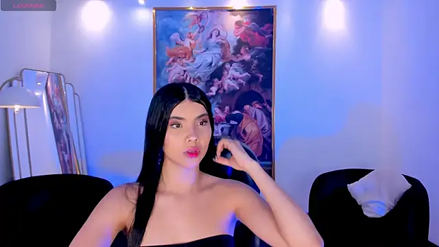 MiaLaurence online show from July 24, 2026, 6:50 pm