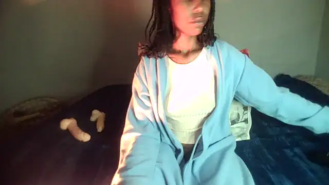Snapshot of blueyXxX chatting on May 24, 2026, 4:34 pm blueyXxX online show from May 24, 2026, 4:34 pm
