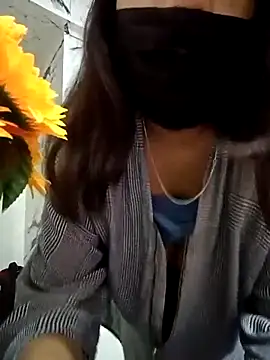 Hott Muskan online show from July 27, 2026, 6:59 pm