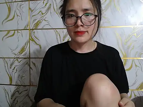 Snapshot of Lyzizi_lovely09 chatting on July 6, 2026, 8:44 am Lyzizi lovely09 online show from July 6, 2026, 8:44 am
