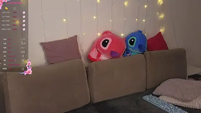 roxydolll online show from July 2, 2026, 3:23 am