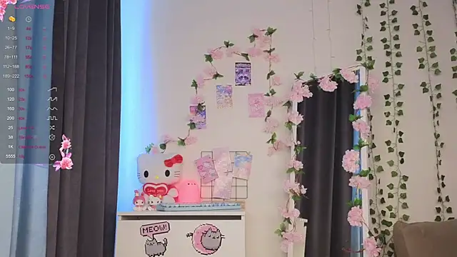 roxydolll online show from July 12, 2026, 2:02 am