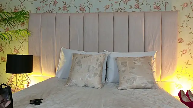 elsa gb online show from May 14, 2026, 3:24 am