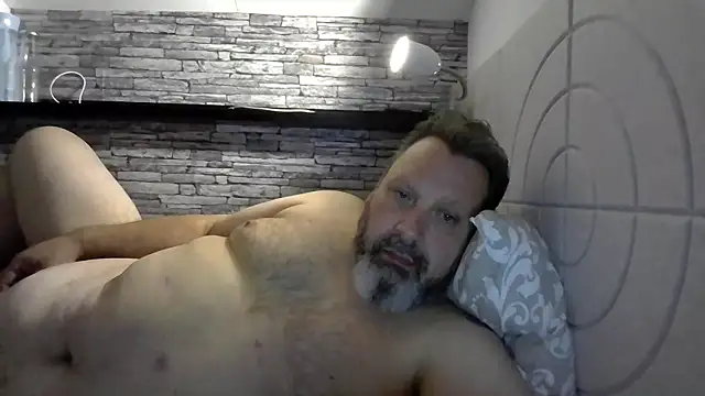 Snapshot of BigMan738@xh chatting on June 7, 2026, 11:08 pm BigMan738xh online show from June 7, 2026, 11:08 pm