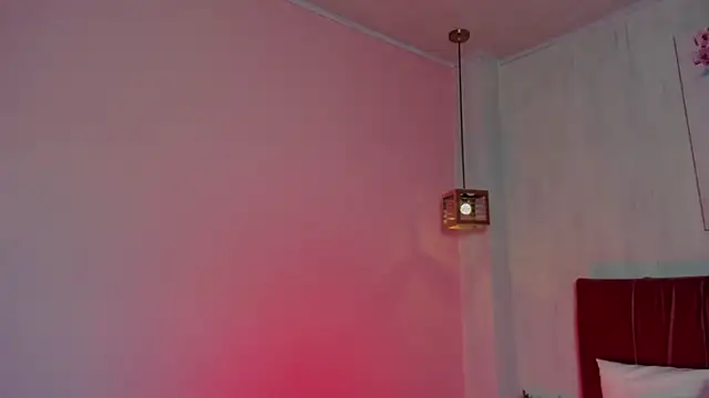 Snapshot of elisabethflores chatting on June 18, 2026, 8:57 pm elisabethflores online show from June 18, 2026, 8:57 pm