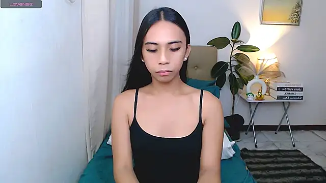 scarlet smith7 online show from June 22, 2026, 12:56 am