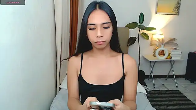 scarlet smith7 online show from July 10, 2026, 1:10 am