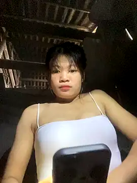Ngoc 2k5 online show from October 4, 2025, 1:36 am
