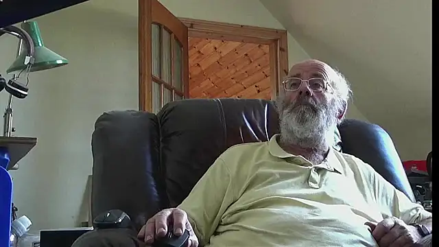 janzer13 online show from July 23, 2026, 12:36 pm