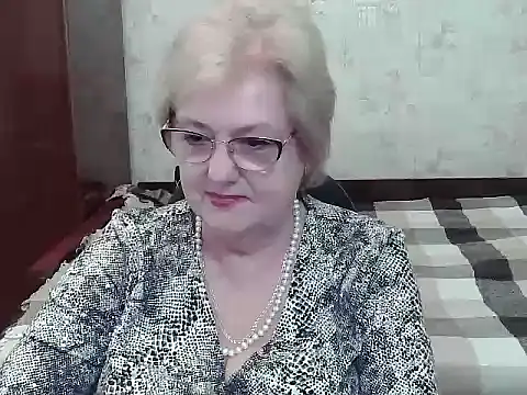 Renata62011 online show from July 19, 2026, 12:42 pm