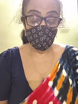 sweet-lotus online show from June 17, 2026, 5:43 am