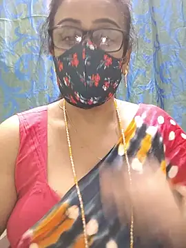 sweet-lotus online show from July 1, 2026, 5:02 pm