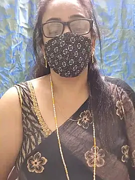 sweet-lotus online show from July 3, 2026, 6:36 pm