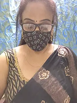 sweet-lotus online show from July 18, 2026, 5:39 pm