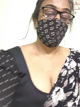 sweet-lotus online show from July 20, 2026, 5:11 am