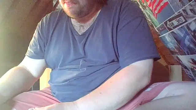 chubbyDavid1998 online show from April 24, 2026, 12:51 pm