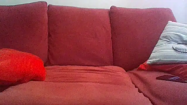chubbyDavid1998 online show from May 10, 2026, 11:48 am