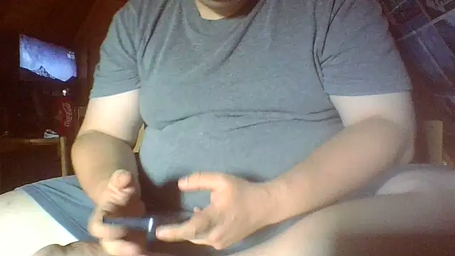 chubbyDavid1998 online show from July 17, 2026, 2:13 pm