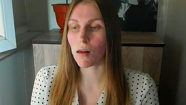 JuliaMuuun online show from July 16, 2026, 8:59 pm