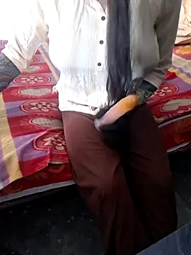 arti9995 online show from June 17, 2026, 6:49 am