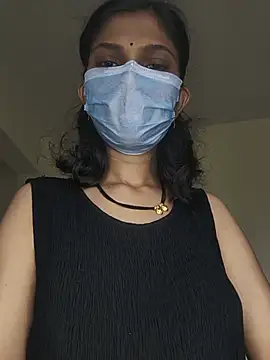 Shivani2002 online show from July 13, 2026, 3:53 am