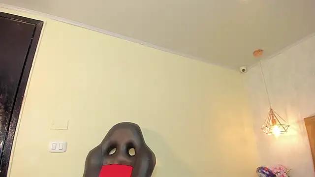 MELISSAROUGE online show from July 16, 2026, 1:50 pm