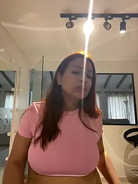 VictoriaFerro online show from July 23, 2026, 1:09 pm
