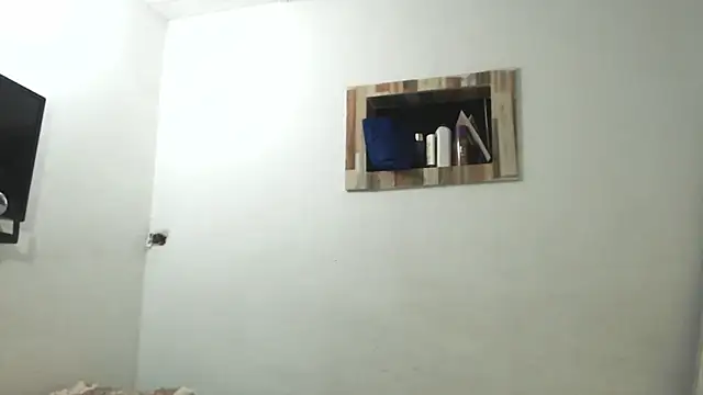 Ana ThiagoxX online show from May 24, 2026, 9:03 am