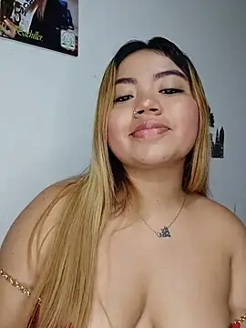 Snapshot of Emily__Hott chatting on June 3, 2026, 3:20 am Emily Hott online show from June 3, 2026, 3:20 am