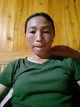 lucybaby00 online show from July 10, 2026, 11:13 am