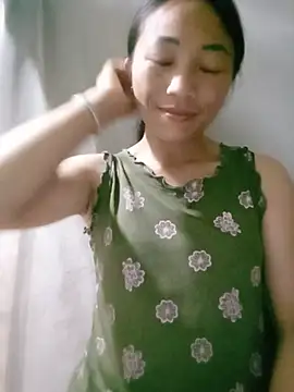 lucybaby00 online show from August 2, 2026, 11:03 pm