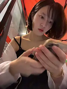Snapshot of littleqiu chatting on July 18, 2026, 12:42 pm littleqiu online show from July 18, 2026, 12:42 pm