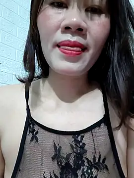 Snapshot of Singlemom69x chatting on June 25, 2026, 1:27 am Singlemom69x online show from June 25, 2026, 1:27 am