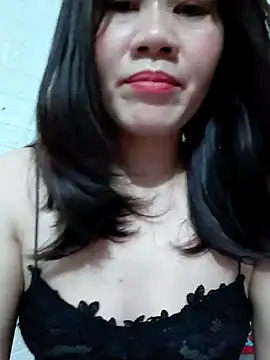 Snapshot of Singlemom69x chatting on July 16, 2026, 2:06 am Singlemom69x online show from July 16, 2026, 2:06 am