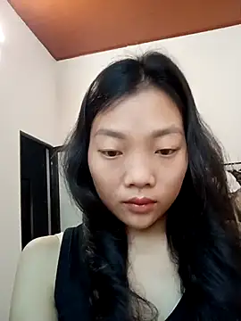 Ananine online show from July 23, 2026, 11:24 pm