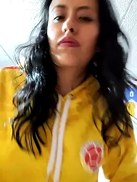 Queen Ashly online show from June 18, 2026, 4:13 am