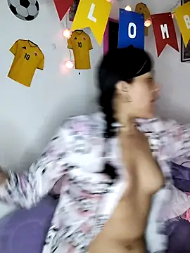 Queen Ashly online show from June 25, 2026, 2:22 am