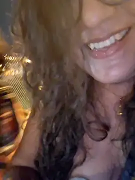 Syndel23 online show from May 2, 2026, 2:38 am