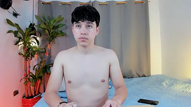 mrhot night online show from July 22, 2026, 5:32 am