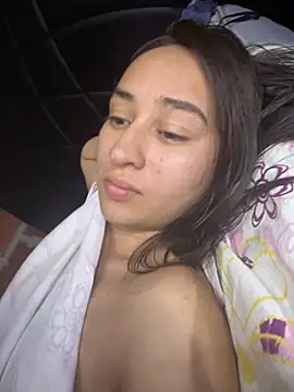 RAKEL37 online show from May 28, 2026, 4:32 am
