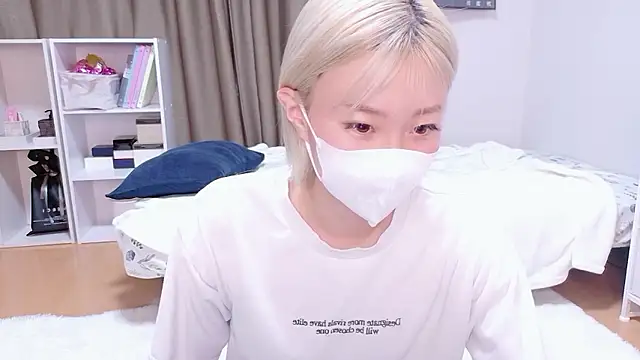 Nana  ch online show from June 11, 2026, 4:38 pm