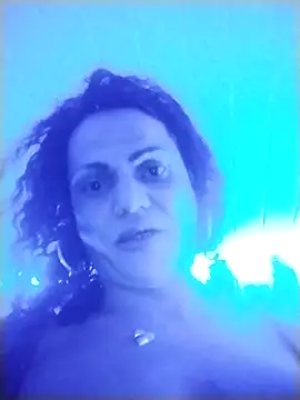 fabiolabarros online show from June 30, 2026, 4:57 am