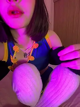 Isla rosee18 online show from July 12, 2026, 3:30 am