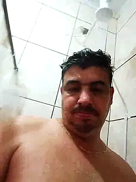 branquinho3 online show from May 18, 2026, 2:29 am