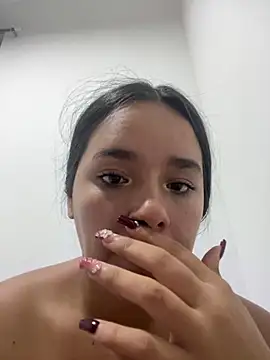 Luciaparker03 online show from July 21, 2026, 1:19 am