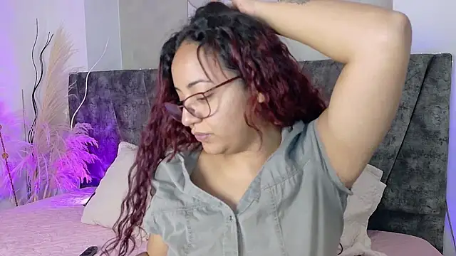 Snapshot of DaniniAnderson chatting on June 2, 2026, 8:00 pm DaniniAnderson online show from June 2, 2026, 8:00 pm