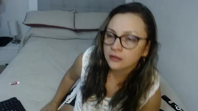 sophie lopez1 online show from June 30, 2026, 2:23 am