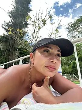 mia mancinii online show from June 14, 2026, 6:32 pm
